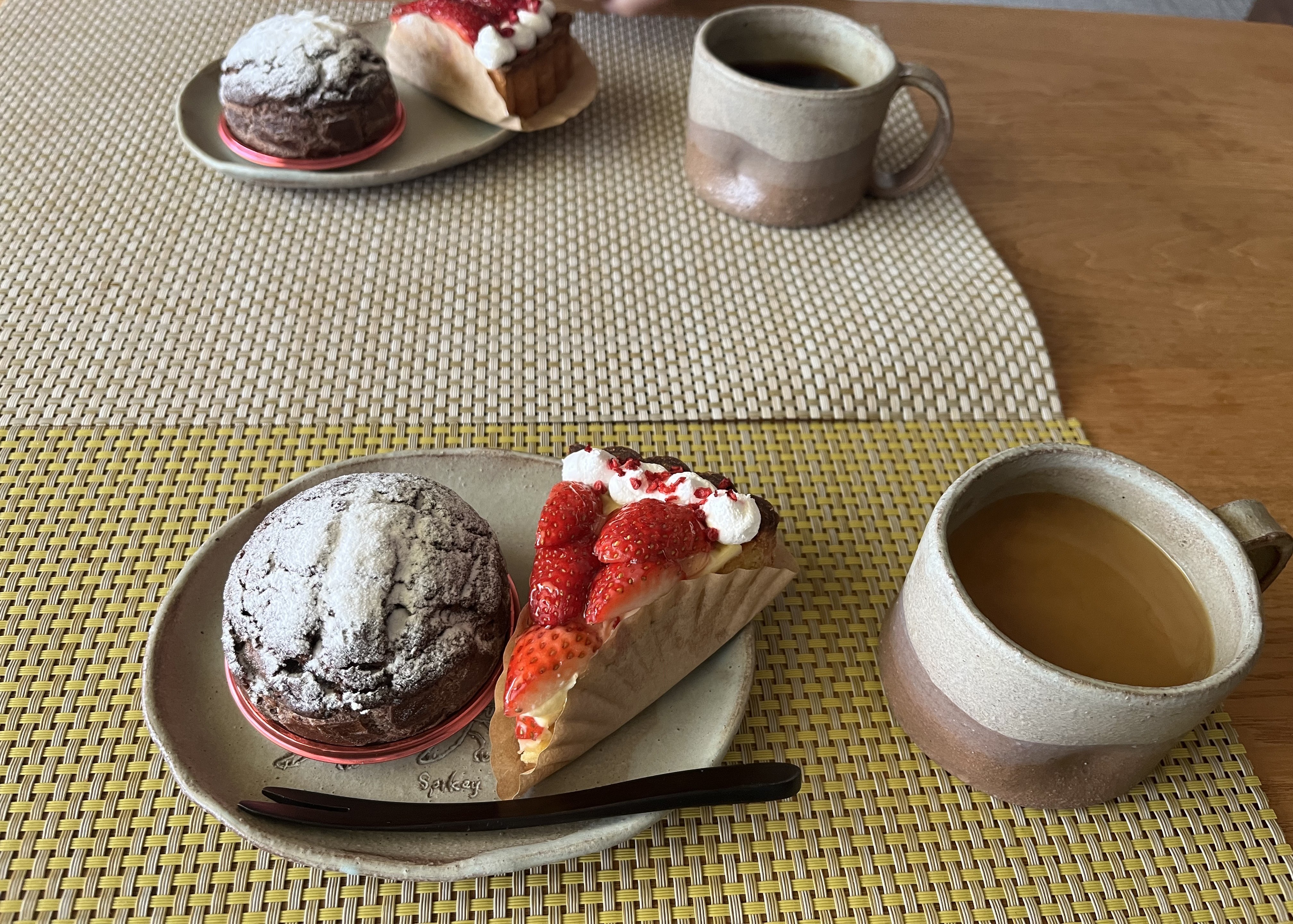 ケーキとコーヒー