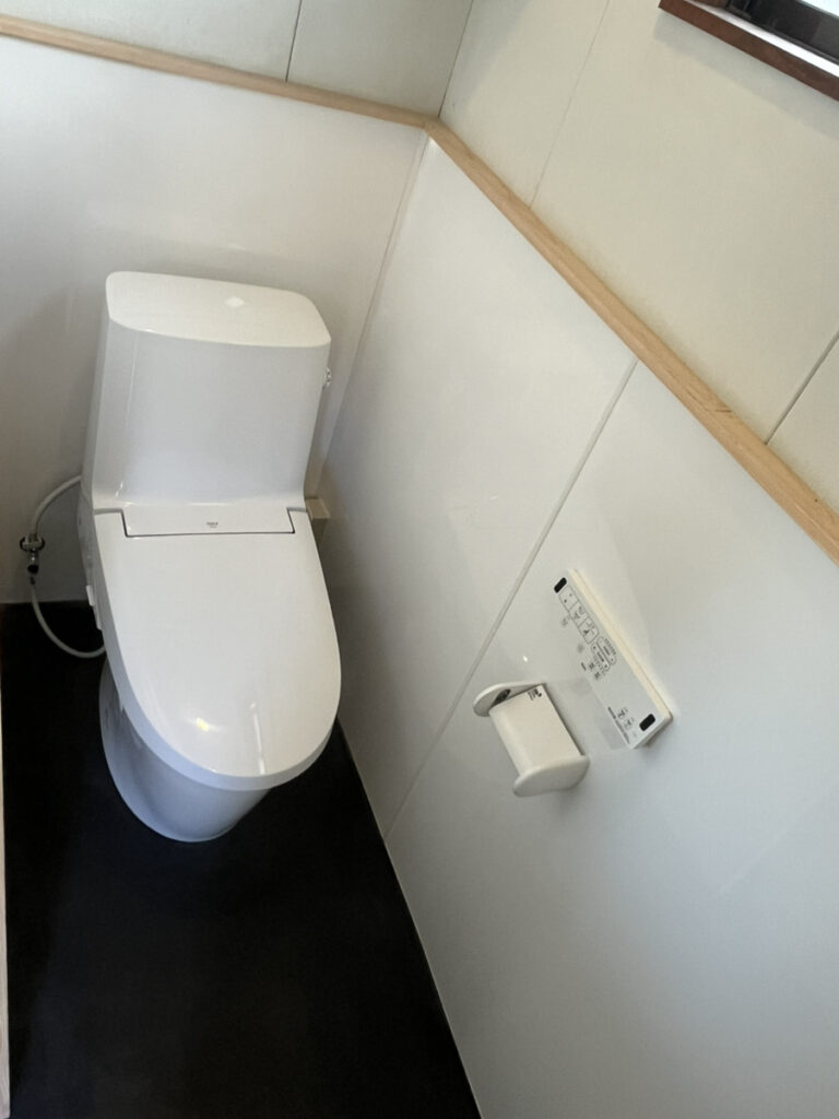 今回は、トイレ改修工事