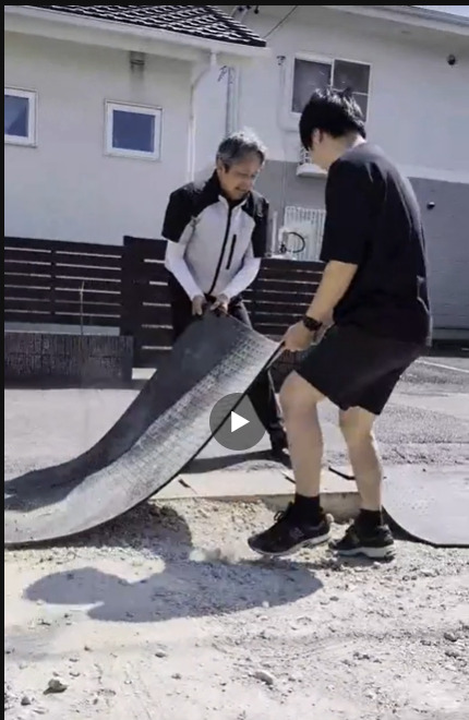 おてつだい…